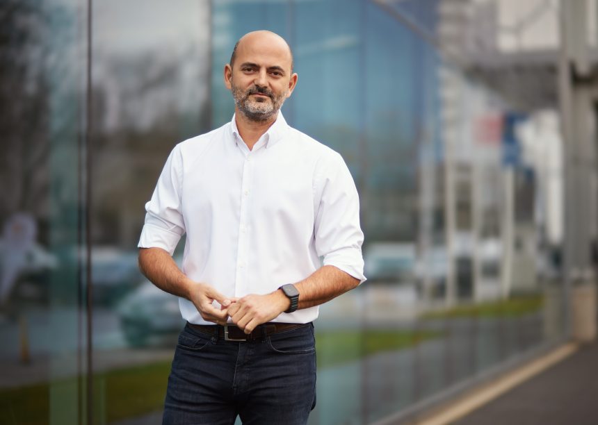 Grupul financiar de origine cehă, Partners, își extinde activitatea în România prin achiziția Kiwi Finance