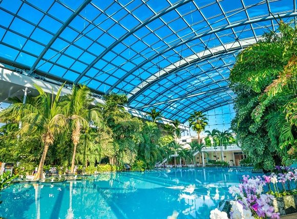 Începe cel mai mare festival al spectacolelor în saună din lume, Sauna Fest 2024, la Therme București