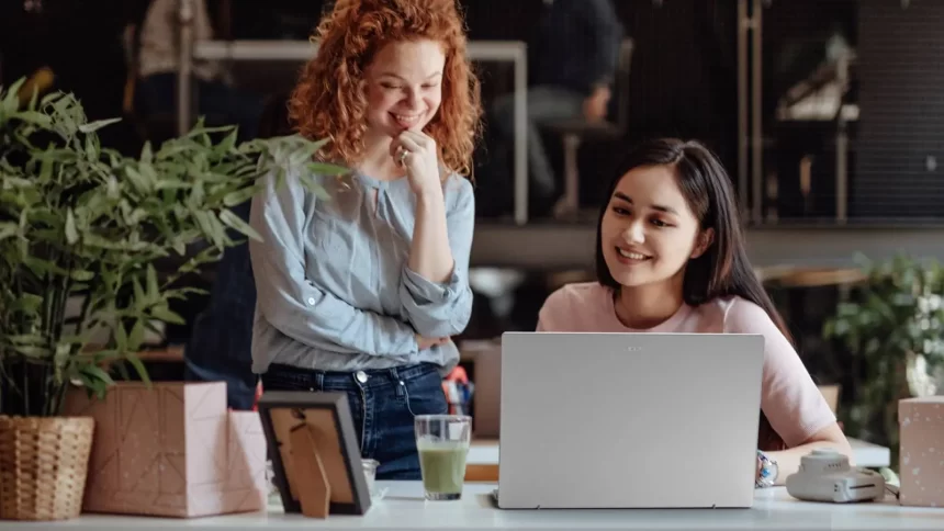 eJobs: Românii sunt interesați de un al doilea job