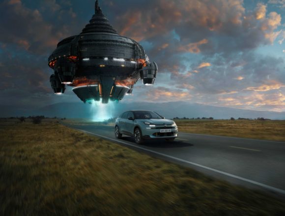 Citroën semnează o campanie intergalactică pentru ë-C4