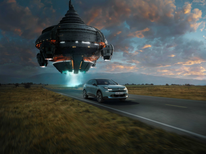 campanie_ec4 Citroën semnează o campanie intergalactică pentru ë-C4