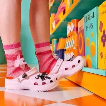 Iubirea adevărată cu Crocs se arată