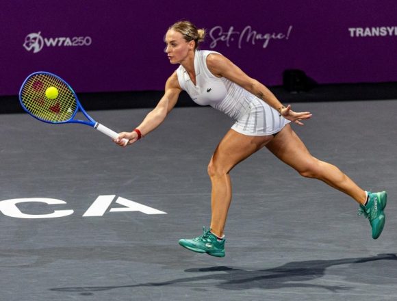 5 to go: Ana Bogdan devine brand ambassador Lemonvita