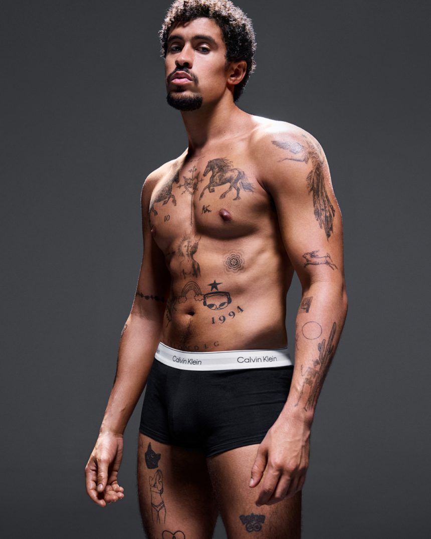 Calvin Klein dezvăluie campania de primăvară 2025 cu Bad Bunny