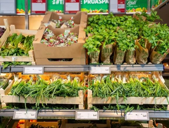 Vizual-verdeturi-3 LIDL Doar verdețuri românești în Piața Lidl