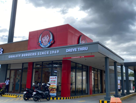 Wendy's Lanțul de restaurante Wendy’s intră în România și plănuiește investiții de peste 200 de milioane de dolari