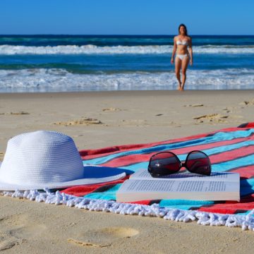 Colliers: În primele luni din 2025, românii au cheltuit peste 3 miliarde de euro în vacanțele din străinătate