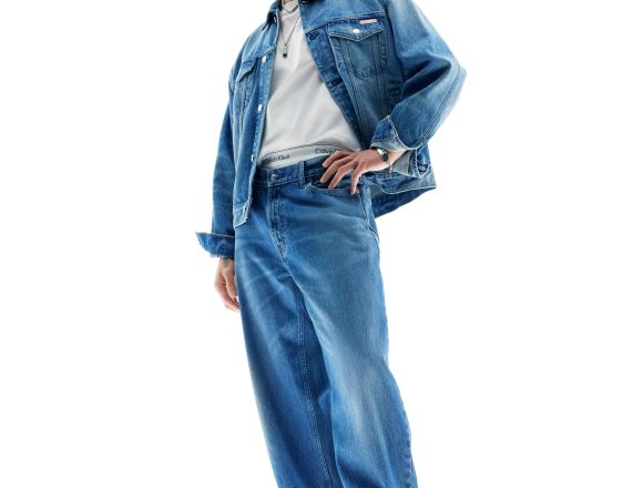 Jung Kook din trupa BTS este imaginea noii campanii Calvin Klein, prezentând cele mai noi modele de denim