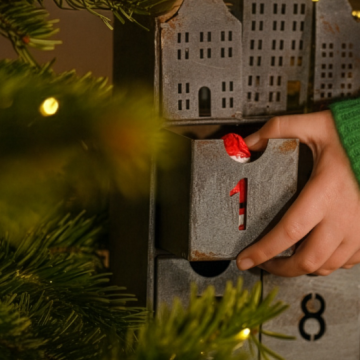 Sezamo aduce în România o selecție unică de peste 40 de calendare Advent și lansează campania de Crăciun