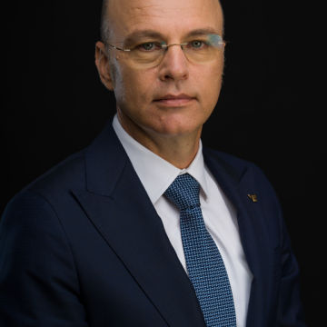 FAN Courier mizează pe tehnologie și proximitate: 500 de lockere noi pentru sezonul reducerilor