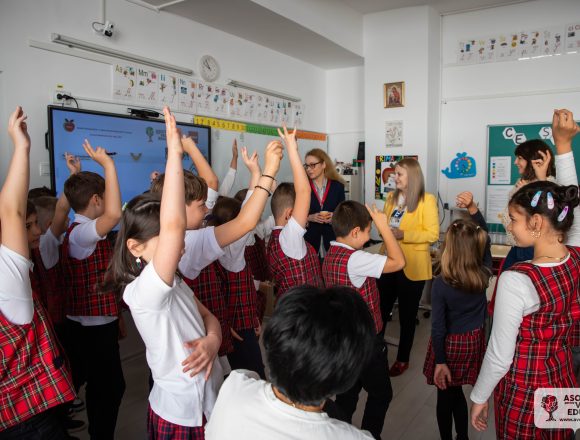 PENNY susține Programul de Transformare a Școlilor, derulat de Asociația pentru Valori în Educație, cu impact direct asupra a peste 50.000 de elevi
