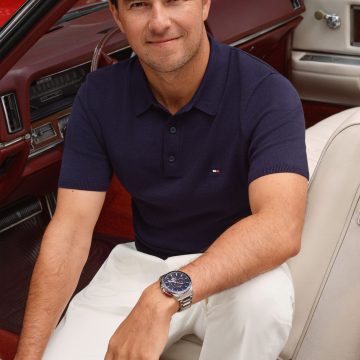TOMMY HILFIGER ANUNȚĂ CĂ PILOTUL DE FORMULA 1®️ SERGIO “CHECO” PÉREZ DEVINE AMBASADOR AL BRANDULUI