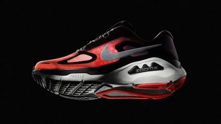 Nike lansează noul model de pantof de alergare Structure Plus: o revoluție a stabilității și a confortului suprem