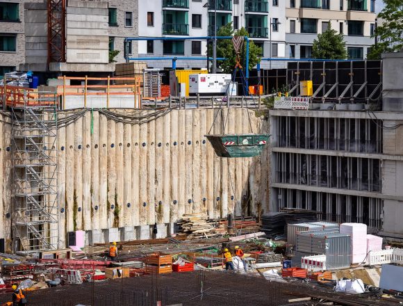 West Frankfurt West Group lansează un program de burse și practică internațională pentru copiii angajaților. Peste 30 de studenți, incluși în prima ediție