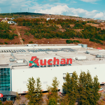 Auchan Renewable Energy extinde rețeaua la 40 de locații pentru care furnizează energie: cca. 60% provine din surse regenerabile