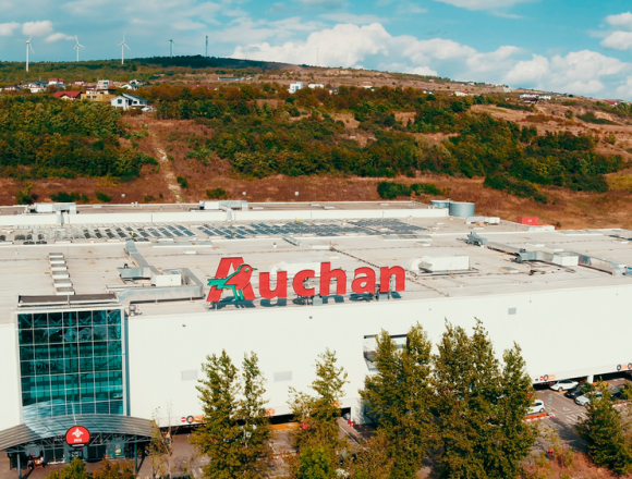 Auchan Renewable Energy extinde rețeaua la 40 de locații pentru care furnizează energie: cca. 60% provine din surse regenerabile