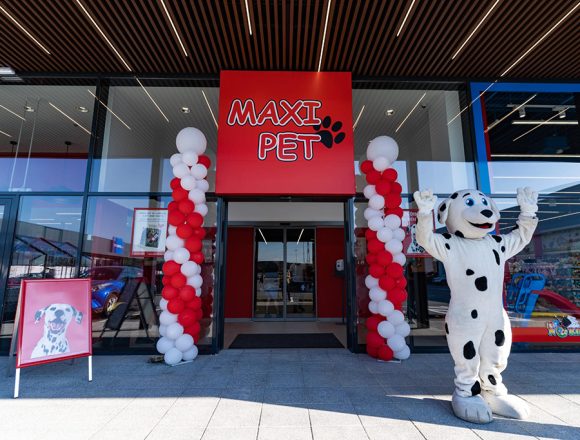 Maxi Pet deschide al treilea hipermarket pentru animale de companie din București