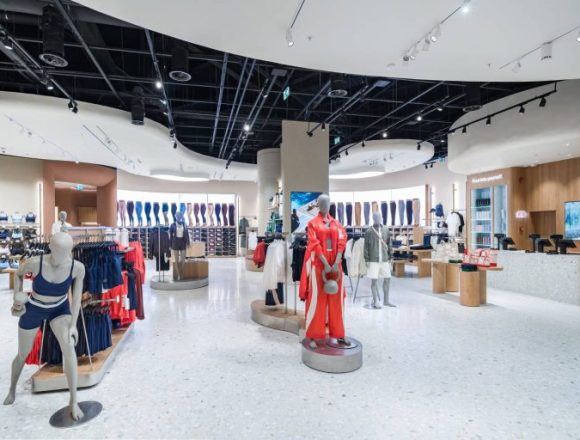 Primul magazin lululemon din România s-a deschis în București