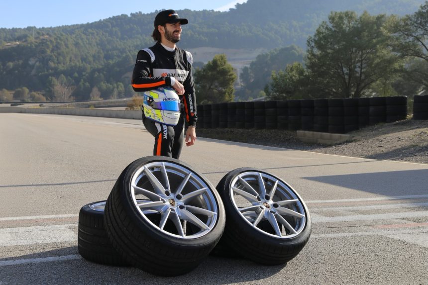 Hankook Ventus S1 Evo Z Porsche 911 Carrera echipat din fabrică cu anvelope Hankook Ventus S1 Evo Z