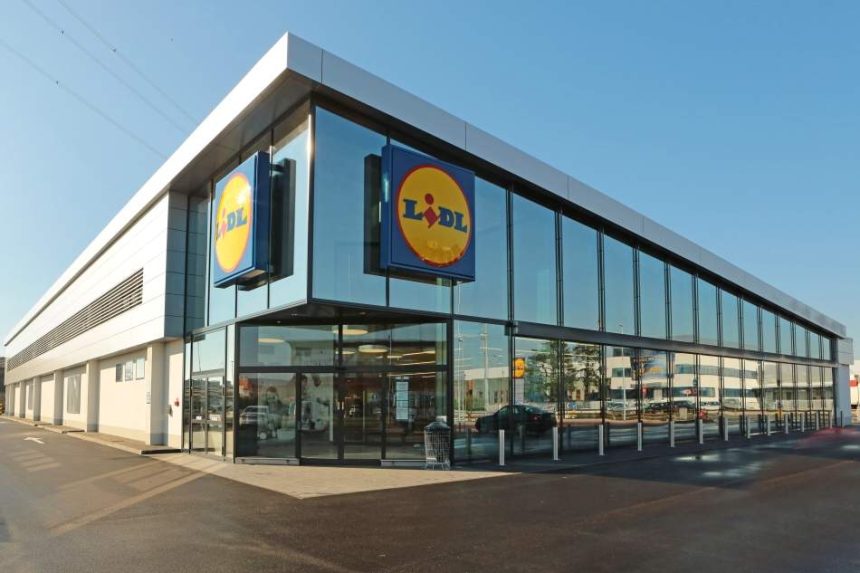 Informare de presă_Lidl România încurajează reciclarea printr-o nouă campanie dedicată utilizatorilor Lidl Plus Lidl România încurajează reciclarea printr-o nouă campanie dedicată utilizatorilor Lidl Plus