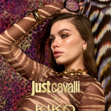 Just Cavalli x KIKO Milano Just Cavalli x KIKO MILANO: Dezlănțuie-ți latura sălbatică. Aprinde-ți strălucirea. CÂND DOUĂ ICONURI ITALIENE SE ÎNTÂLNESC, STILUL DEVINE ȘI MAI ÎNDRĂZNEȚ.