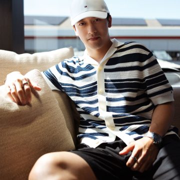 TOMMY HILFIGER ÎL PREZINTĂ PE ZHOU GUANYU, PILOT DE REZERVĂ AL ECHIPEI CADILLAC FORMULA 1®, CA AMBASADOR GLOBAL AL BRANDULUI